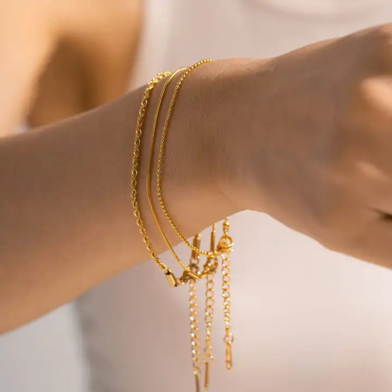 Waterproof Gold Bracelet for Women — 18K Gold Plated, Adjustable, Beach-Ready
